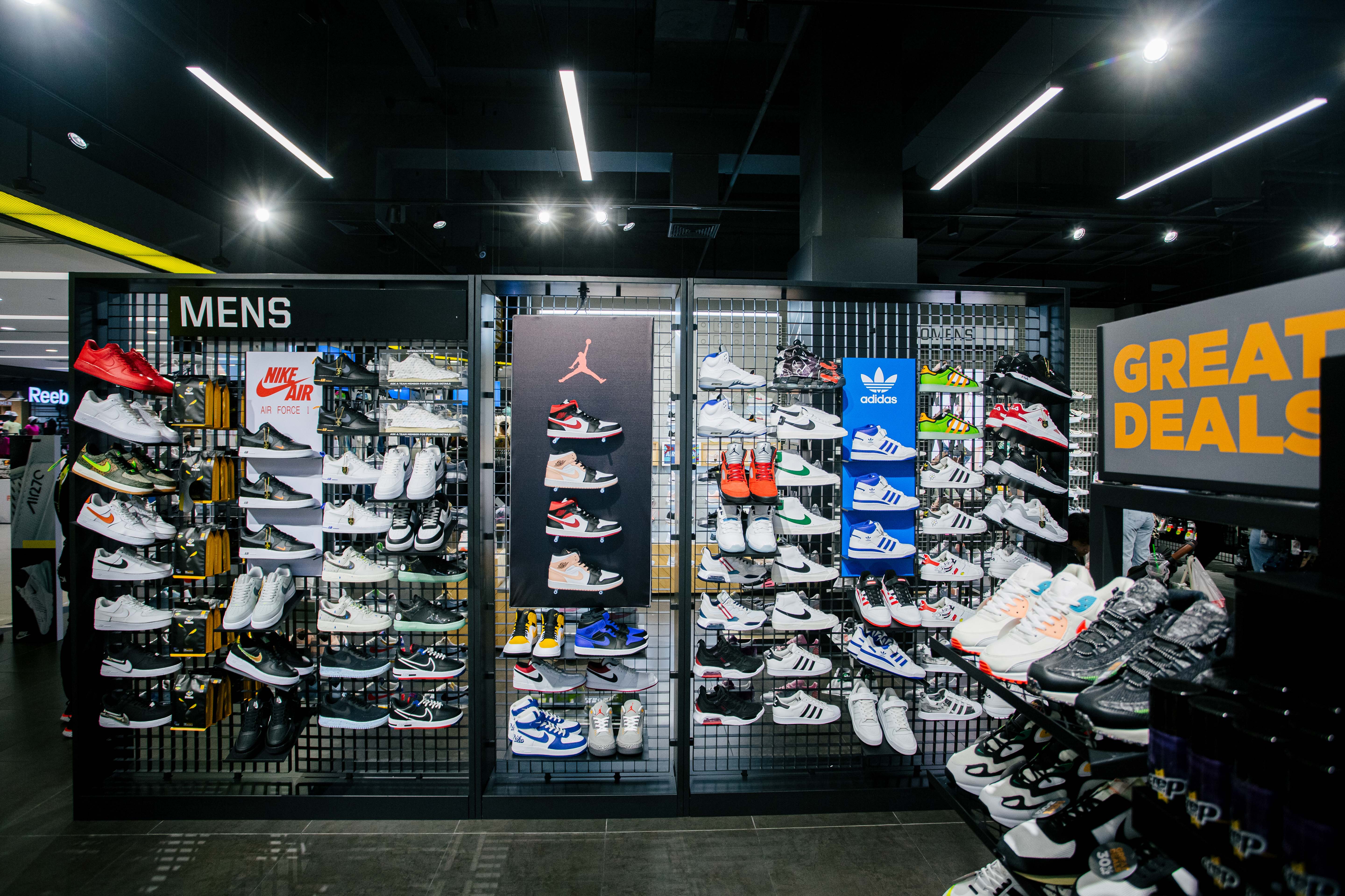 Adidas fashion island online